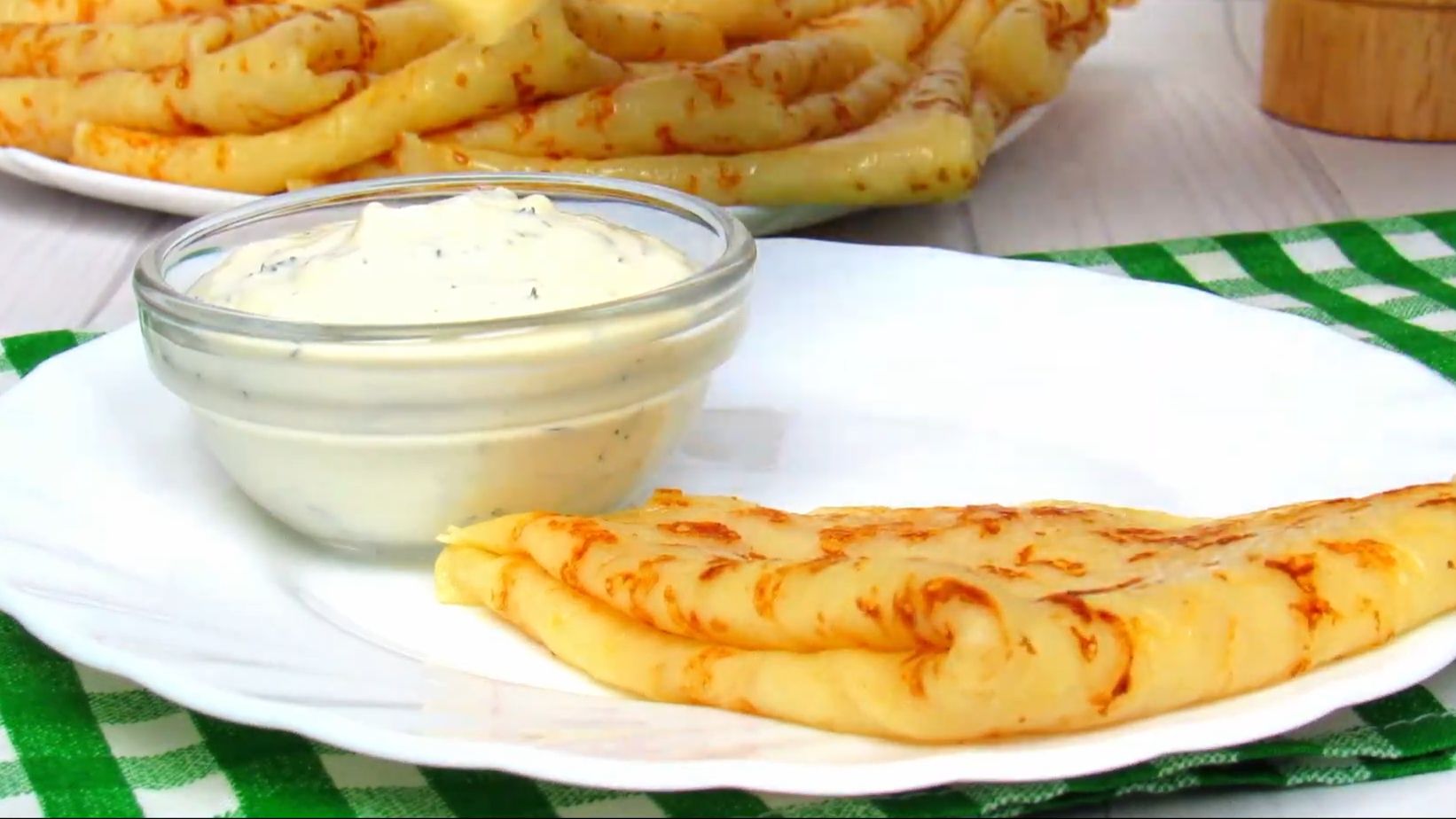 Блины с сыром - рецепт на Eda.video смотреть онлайн