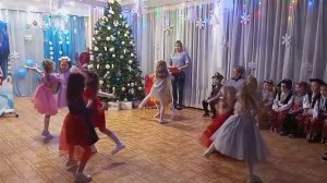 "Реснички" современный танец для детского сада на 8 марта