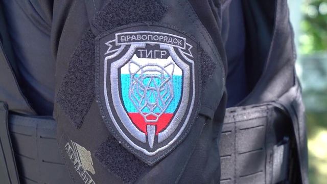 Глава Приморья обсудил безопасность региона с командующим Восточным округом Росгвардии. смотреть онлайн