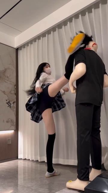 Вот тут нужно быть аккуратнее.... смотреть онлайн