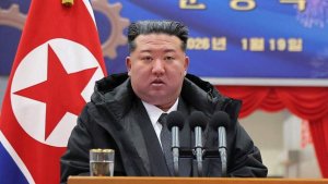 Ким Чен Ын снял с поста вице-премьера КНДР Ян Сын Хо на публичной церемонии