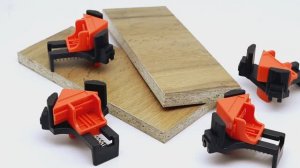 Зажимы угловые (комп-кт из 4 шт.) Al-track.ru