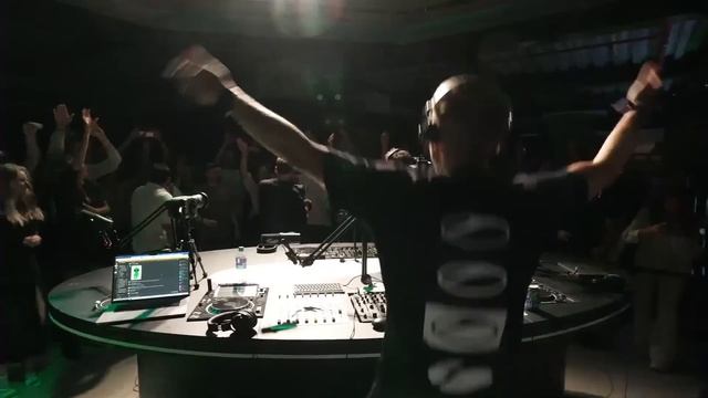 Scooter Giuseppe Ottaviani - Hyper Hyper (A State of Trance Episode 1126 Special Broadcast)armin смотреть онлайн