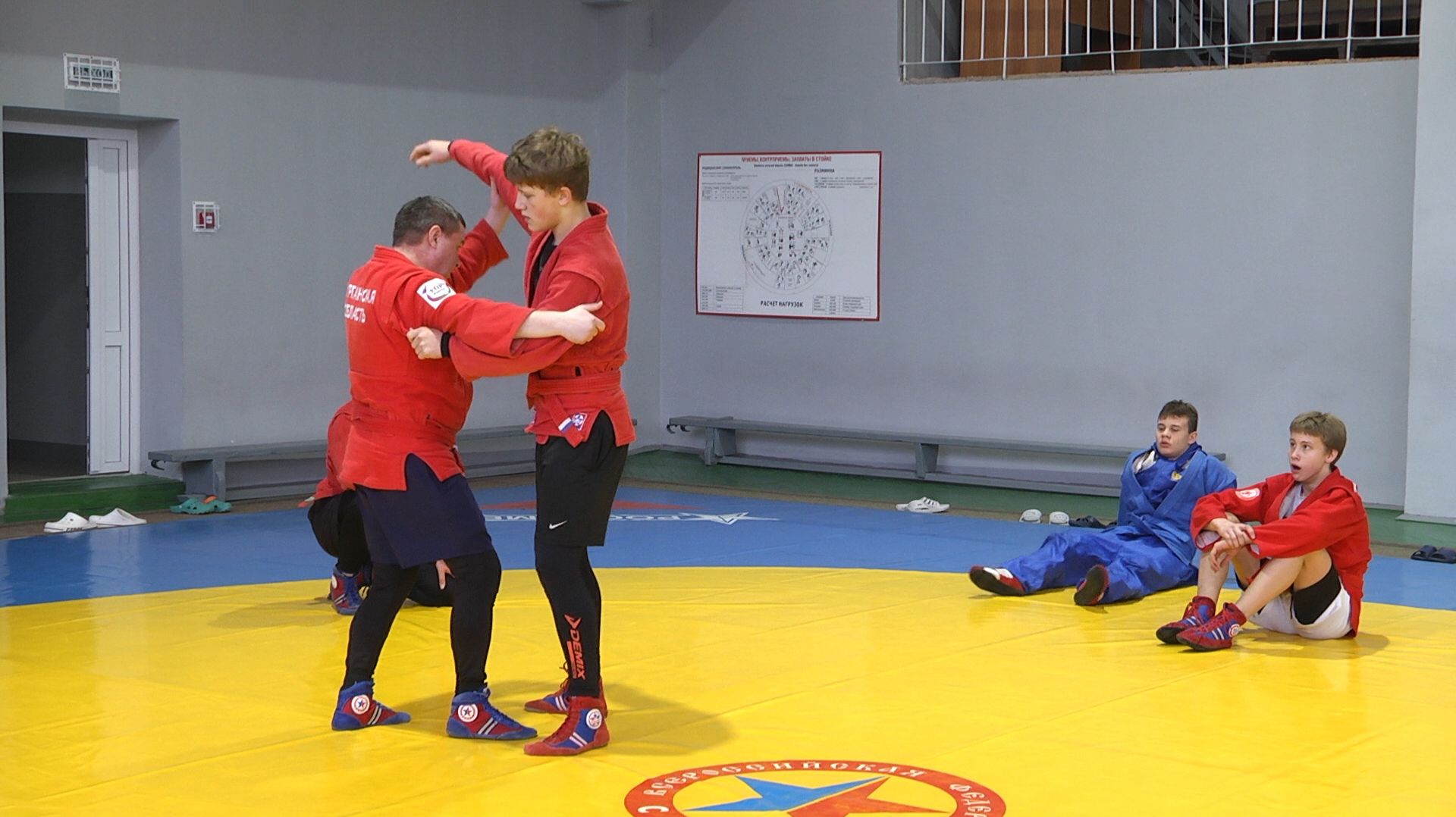 Курганские самбисты раскрыли секреты, как настроиться на победу смотреть онлайн