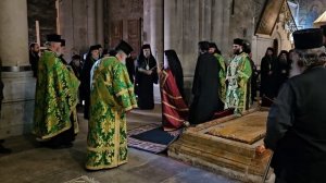 Приход Патриарха в Храм Гроба Господня. Церемония у Камня Помазания
