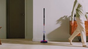 Как зарядить Dyson PencilVac Fluffycones™