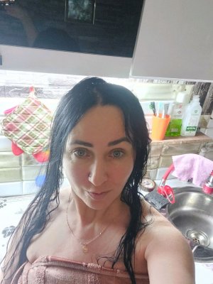 мукбанг/гречка с гуляшем/салат с тунцом