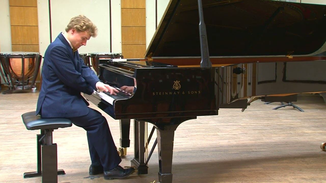L. van Beethoven - Sonata op. 2 №2 A-dur Part 1 смотреть онлайн