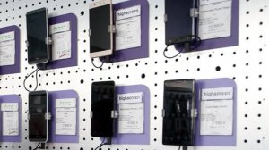 Импорт в Россию смартфонов из Китая показал минимум с 2022 года