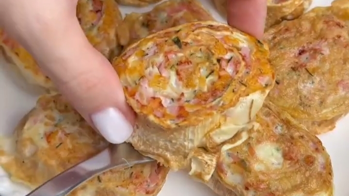 Мини-пиццы в лаваше — быстро, хрустяще и безумно вкусно...🍕😋