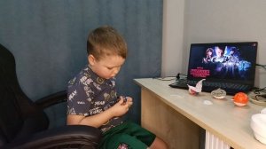 РАСПАКОВКА. KINDER JOY STRANGER THINGS. Киндер Джой Очень странные дела part 2 #осд