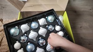 Распаковка подарка из Золотого Яблока