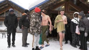 Иностранные студенты УГГУ окунулись в прорубь