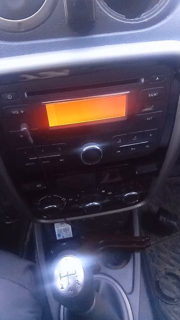 код магнитолы дастер