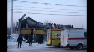 В Новосибирске в Первомайском районе произошло обрушение кровли торгового центра