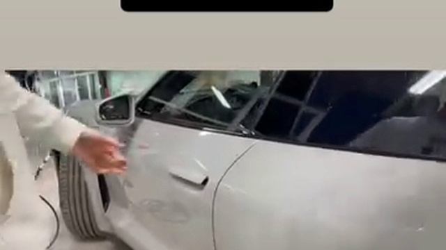 Оригинальные доводчики дверей PORSCHE TAYCAN. Porsche-upgrade.ru смотреть онлайн