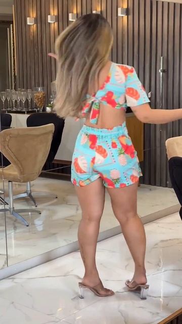 #fashion #style #linda #look #outfit #shorts смотреть онлайн