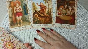 КАК ОТНОСИТСЯ КО МНЕ ЧЕЛОВЕК? ПОДРУГА, РОДСТВЕННИК, КОЛЛЕГА, СОСЕД гадание онлайн