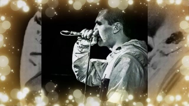 ЖЕНА МАНЬЯЧКА НА СВОБОДЕ! Жена Энди Картрайта М смотреть онлайн