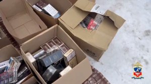 У алтайского торговца сомнительными алкоголем и табаком полицией изъяты также оружие и боеприпасы