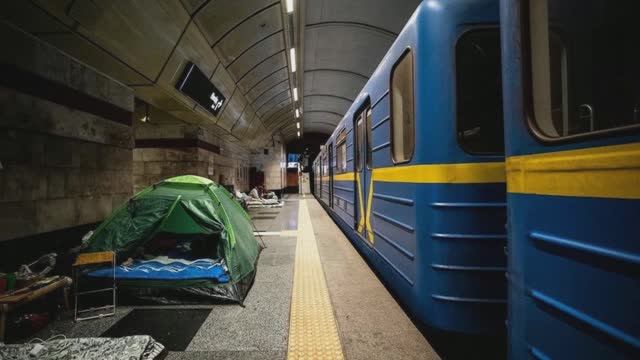 КИЕВ ПОГРУЗИЛСЯ ВО ТЬМУ // Глава Минобороны Украины рассказал о стоящих задачах смотреть онлайн