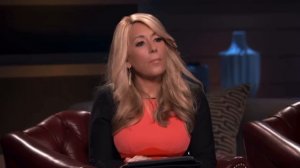 31. Shark Tank Аквариум с акулами