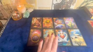 Что у неё на душе? Расклад на мысли и чувства женщины