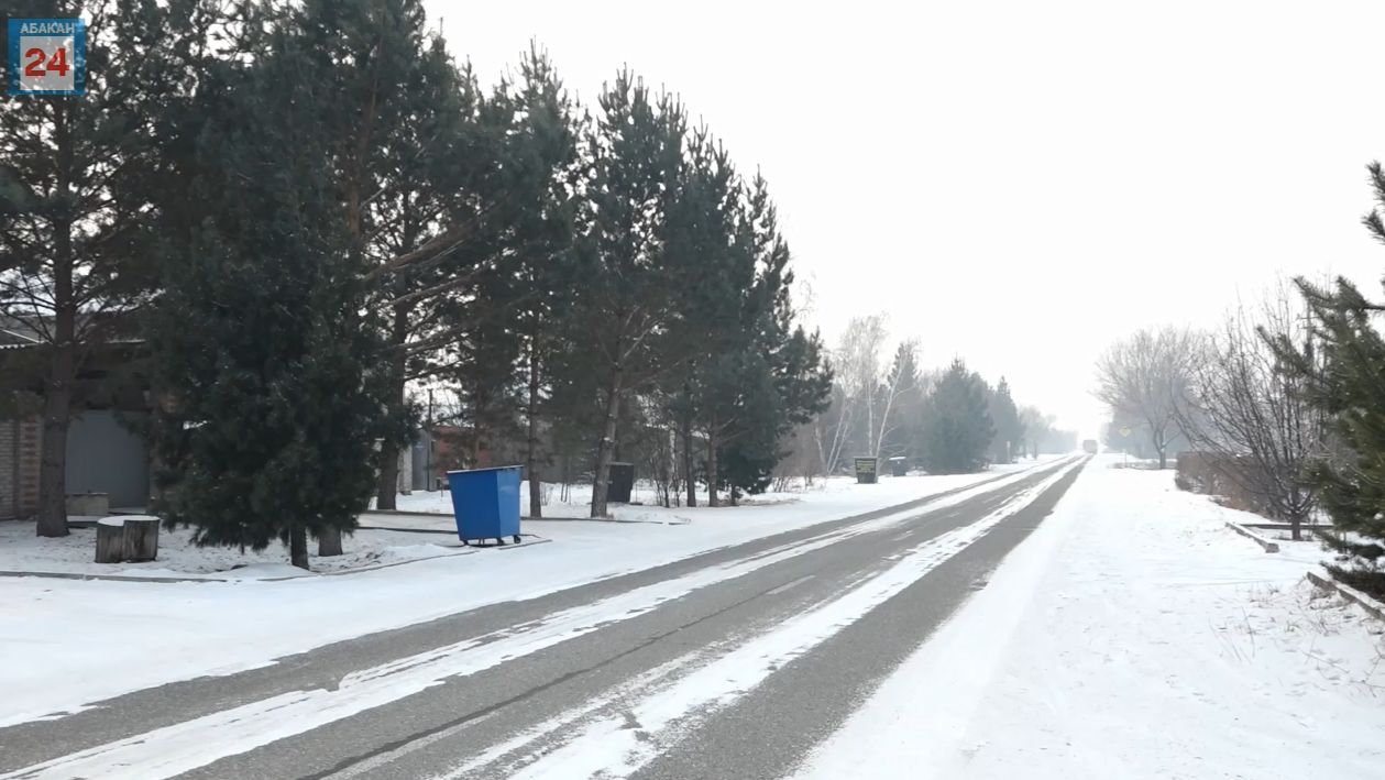 Удобные и безопасные: дорожная техника весной зайдёт сразу на несколько важных магистралей Абакана смотреть онлайн