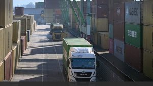 В Европарламенте сообщили о приостановке торгового соглашения между ЕС и США