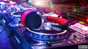 На стиле 90х.