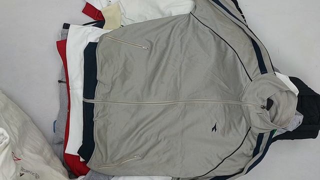 41091 Куртки, олимпийки спортивные брендовые, 1пак, giache tute firmate 1/2, секонд (extra/1 кат) оп смотреть онлайн