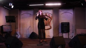 Елена Логуновская – Звенит январская вьюга