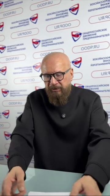 Смотрю я на эти маркетплейсы, какие то законы всё обсуждают. А комиссия для продавцов составляет 40% смотреть онлайн