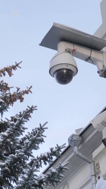 На Баумана в Казани установили более 20 камер наблюдения смотреть онлайн