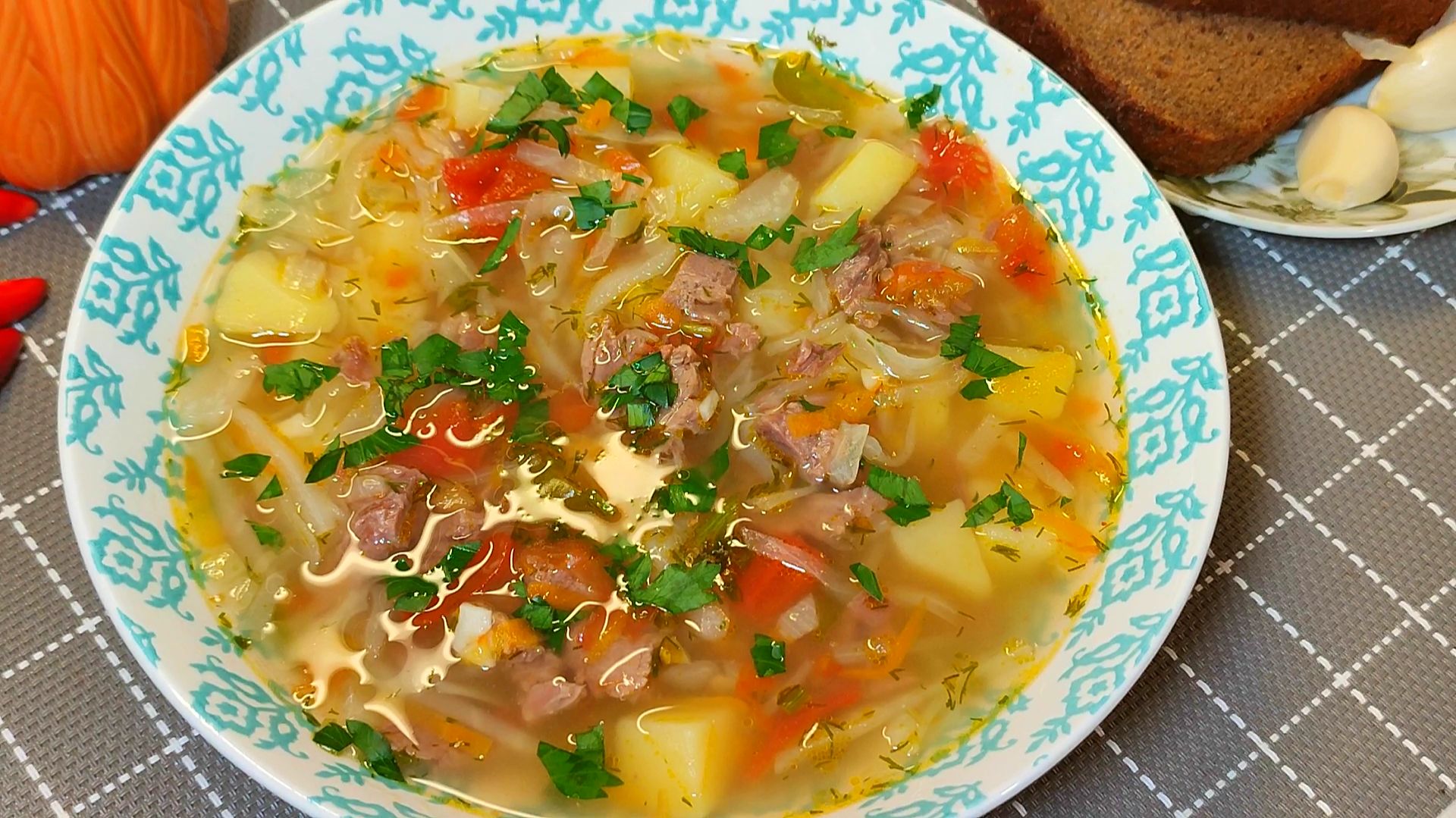 Уже лет 20 готовлю так ЩИ, когда нет времени стоять у плиты. Ароматные, вкусные ЩИ на скорую руку смотреть онлайн