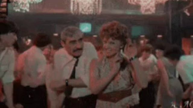 Танцы смотреть онлайн