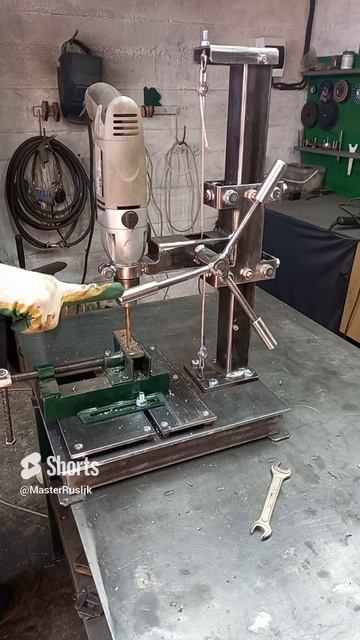 Стойка для дрели. Небольшой тест. смотреть онлайн