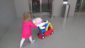 ВЛОГ： Кукла Катя и Настя КАК МАМА в детском магазине по