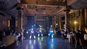 Неоновое шоу на праздники и мероприятия