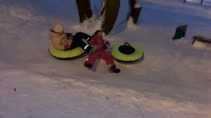 Страшная горка в Москве с ватрушками