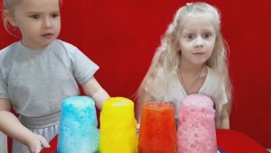 Беатрис_и_Вероника_учимся_ставить_опыты