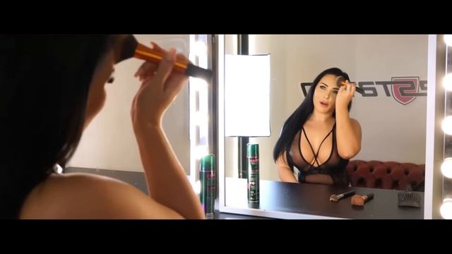 Cексуальная Layla Rose смотреть онлайн