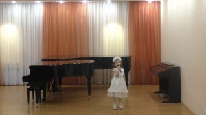 Юминова Валерия Белые снежинки