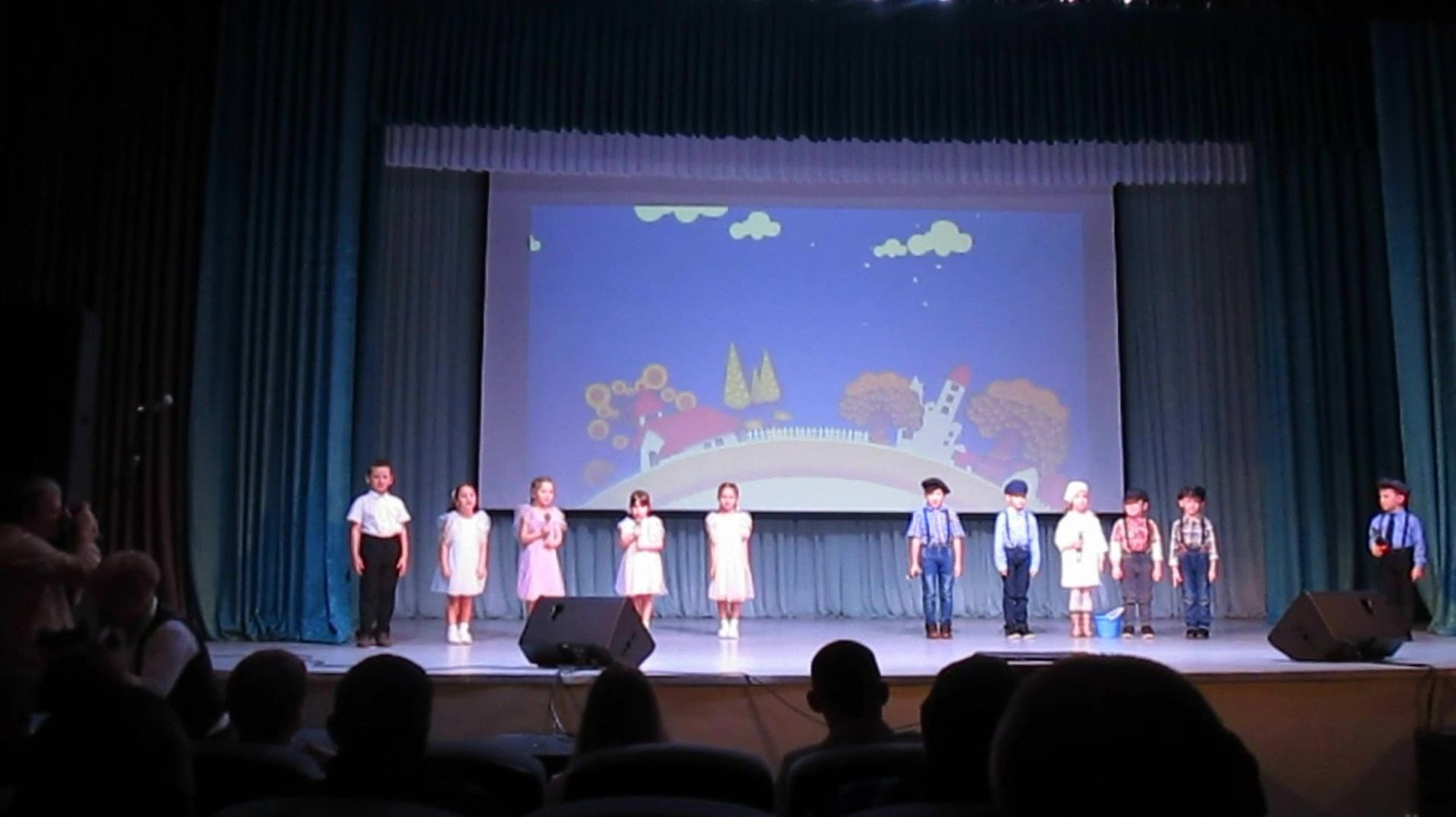 Дети поздравляют работников сельского хозяйства смотреть онлайн