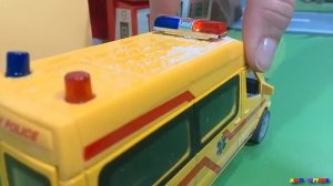 Скорая помощь и Полицейская машинка. Сборник мультфильмов для детей