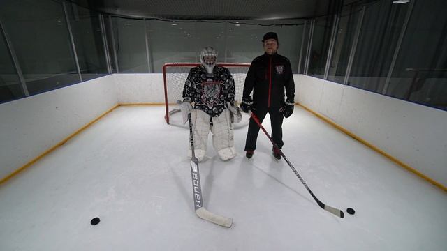 КАК ИГРАТЬ ВРАТАРСКОЙ КЛЮШКОЙ