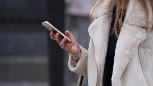 В России хотят запретить тысячи «раздевающих» ИИ-сервисов