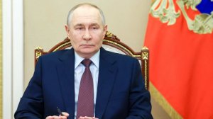 Путин потребовал оперативно запустить систему выплаты единого пособия для семей