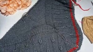 Вяжу 🧶 платок ,жилет и шапку!
Болела голова. но я это сделала 💪