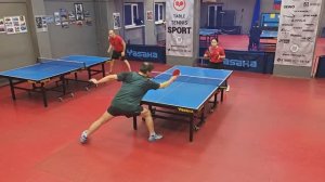 Ноговицына А. (526) - Грязнов Г. (611) 08.01 настольный теннис Любительский турнир